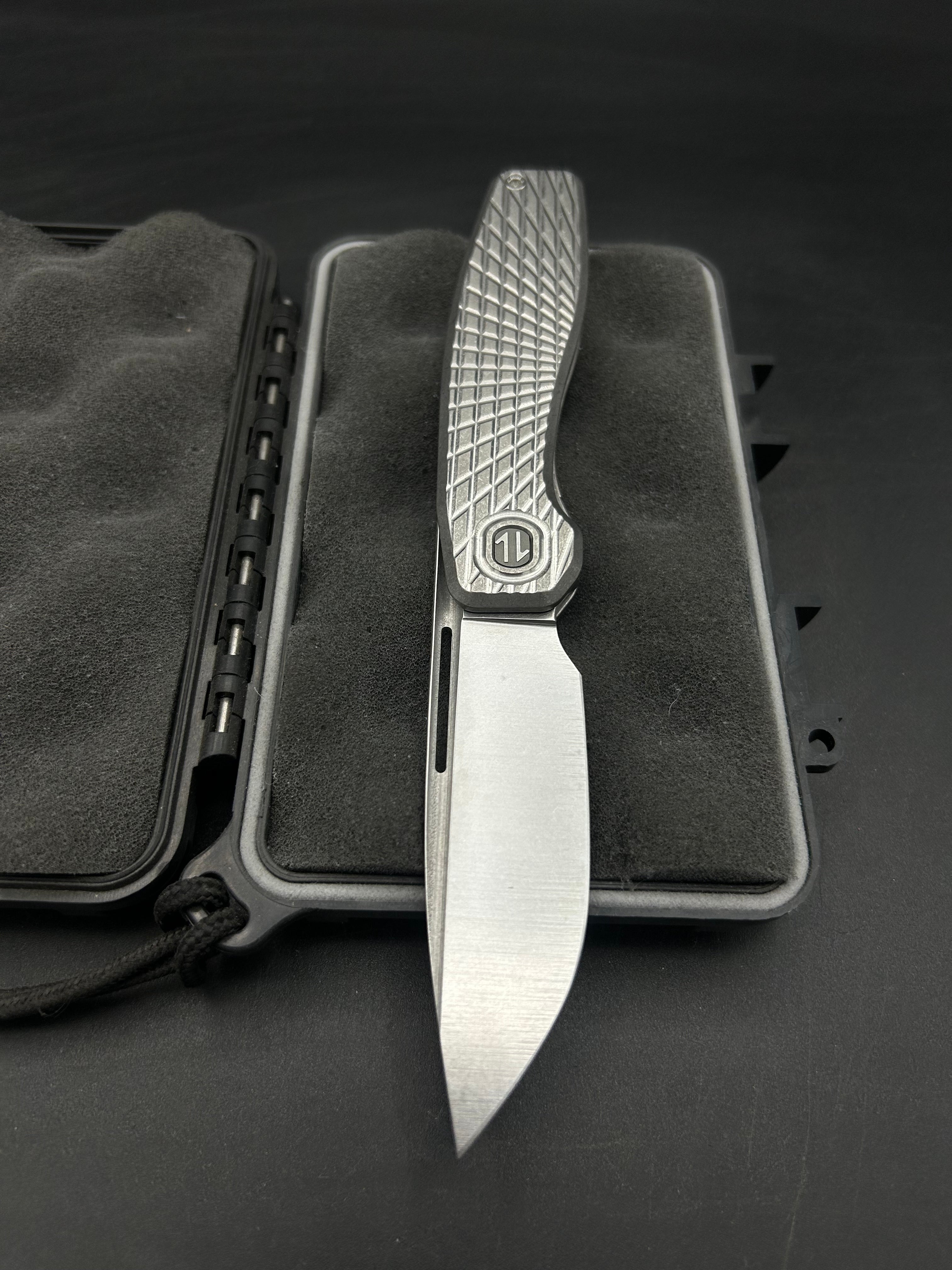 Mini FSD-I #492 – Brown Knives