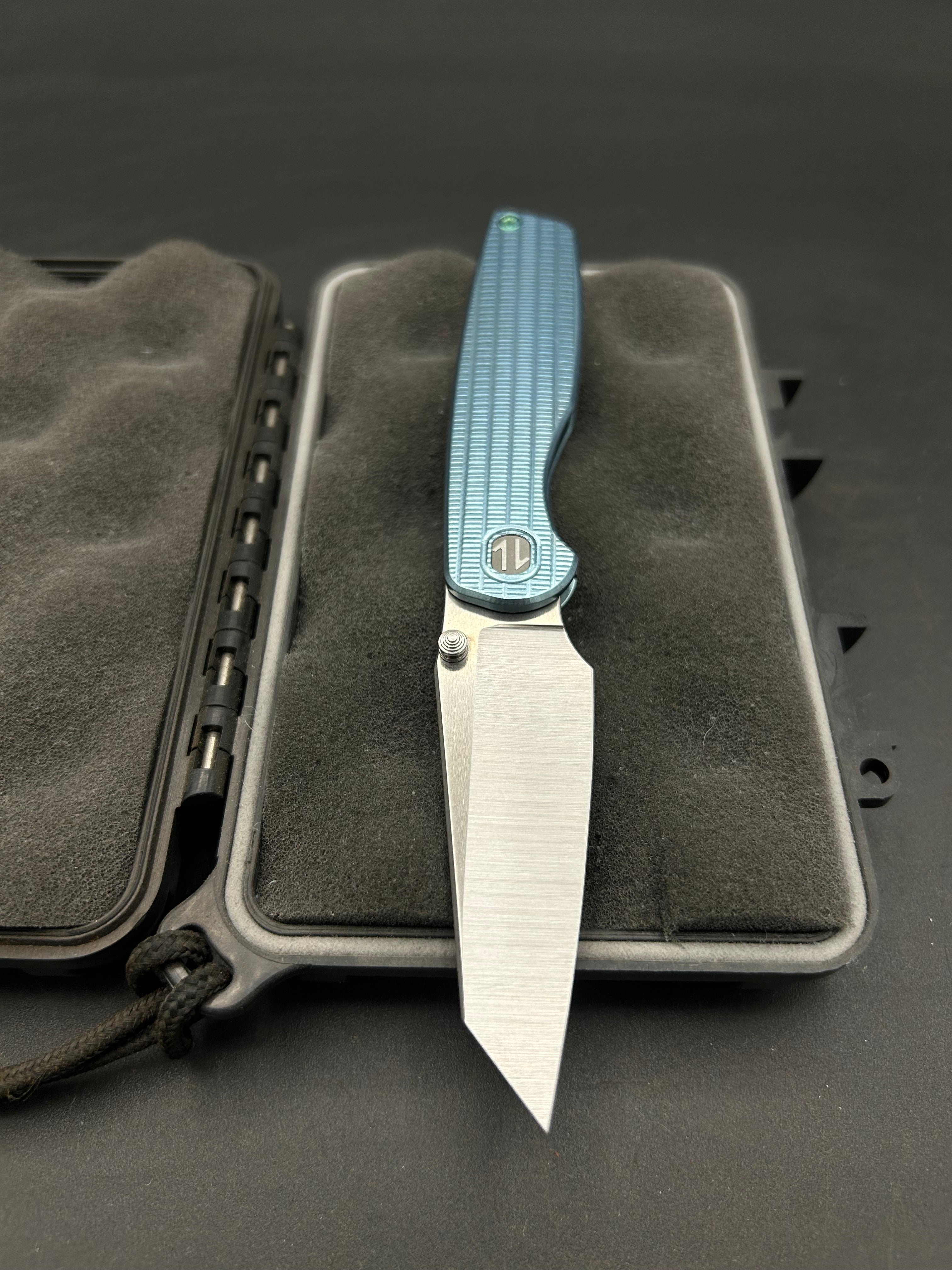 Cortex Mini #119 – Brown Knives